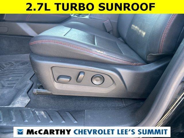 Photo of 2023 Black Chevrolet Colorado