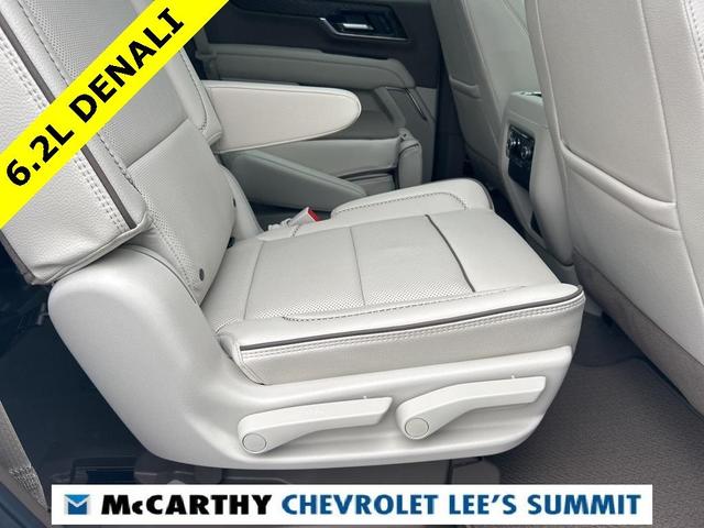 Photo of 2025 White Frost Tri-Coat GMC Yukon