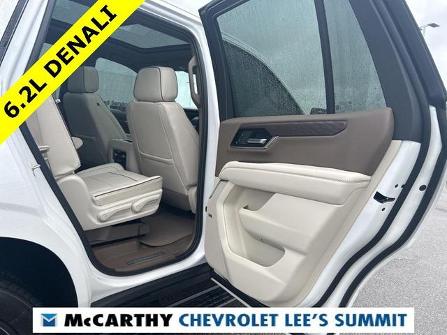 Photo of 2025 White Frost Tri-Coat GMC Yukon