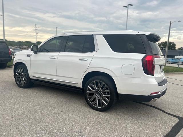 Photo of 2025 White Frost Tri-Coat GMC Yukon