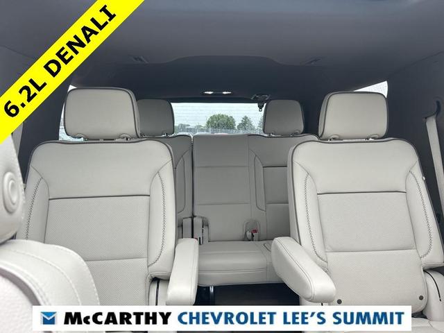 Photo of 2025 White Frost Tri-Coat GMC Yukon