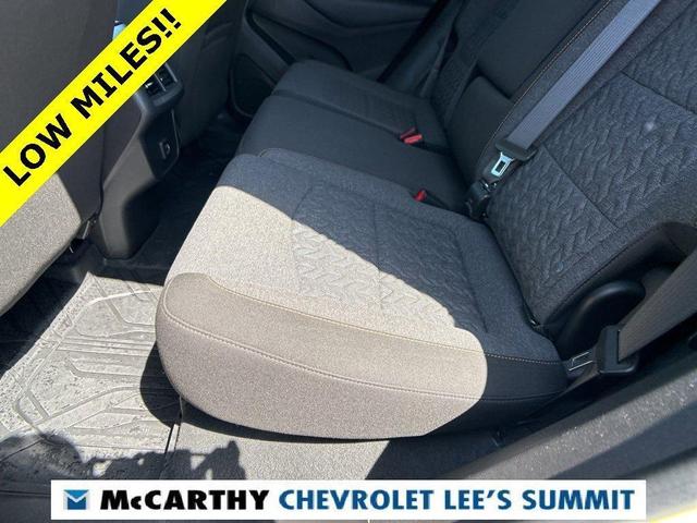 Photo of 2023 Iridescent Pearl Tricoat Chevrolet Equinox