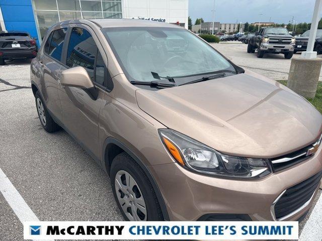 Photo of 2018 Sandy Ridge Metallic Chevrolet Trax