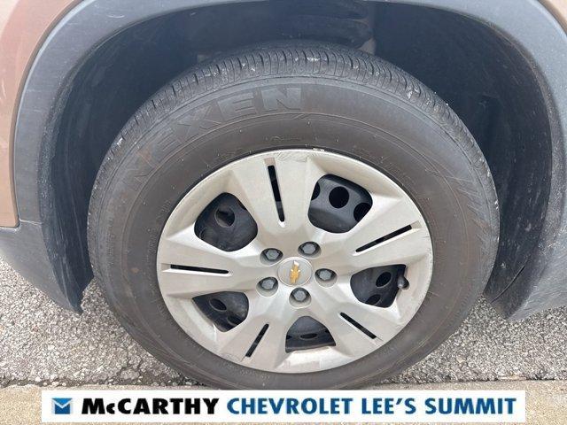 Photo of 2018 Sandy Ridge Metallic Chevrolet Trax