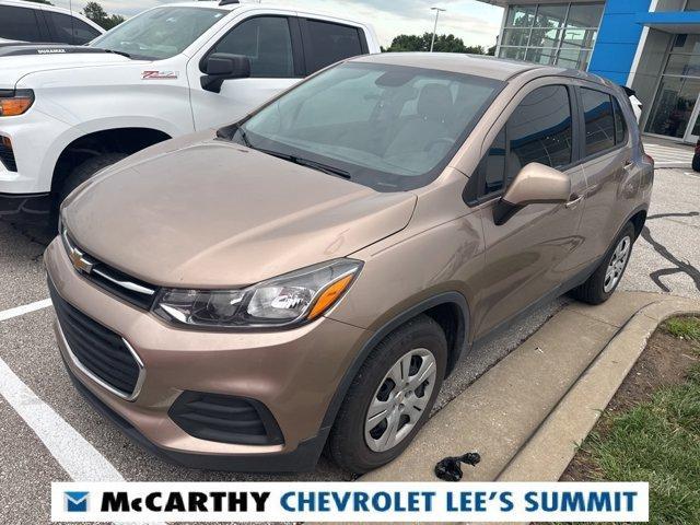 Photo of 2018 Sandy Ridge Metallic Chevrolet Trax