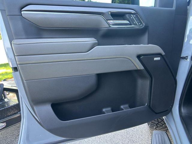 Photo of 2024 Slate Gray Metallic Chevrolet Silverado 2500