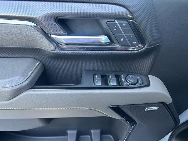 Photo of 2024 Slate Gray Metallic Chevrolet Silverado 2500
