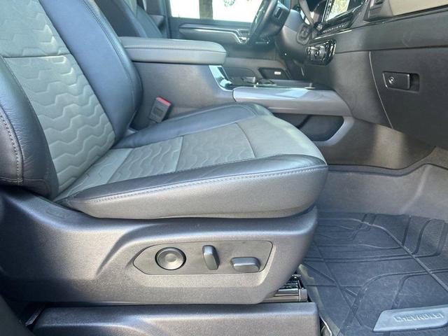 Photo of 2024 Slate Gray Metallic Chevrolet Silverado 2500