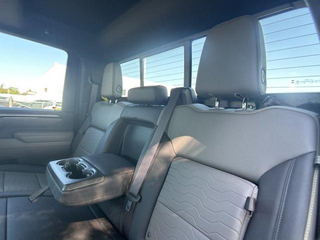 Photo of 2024 Slate Gray Metallic Chevrolet Silverado 2500