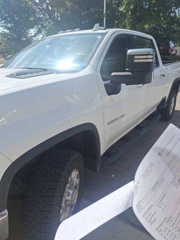 Photo of 2022 Summit White Chevrolet Silverado 2500
