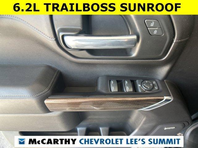 Photo of 2020 Black Chevrolet Silverado 1500