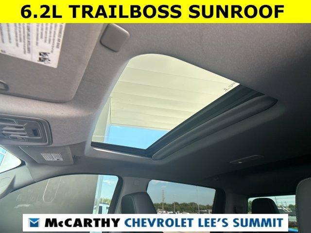 Photo of 2020 Black Chevrolet Silverado 1500