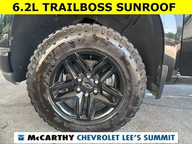 Photo of 2020 Black Chevrolet Silverado 1500
