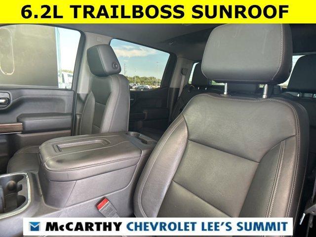 Photo of 2020 Black Chevrolet Silverado 1500