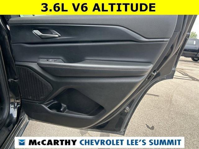 Photo of 2024 Diamond Black Jeep Grand Cherokee L