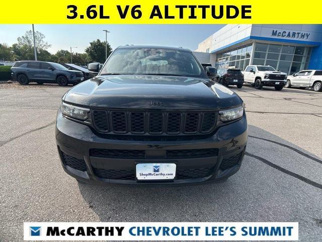 Photo of 2024 Diamond Black Jeep Grand Cherokee L