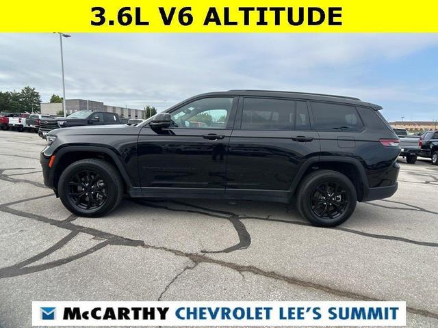 Photo of 2024 Diamond Black Jeep Grand Cherokee L