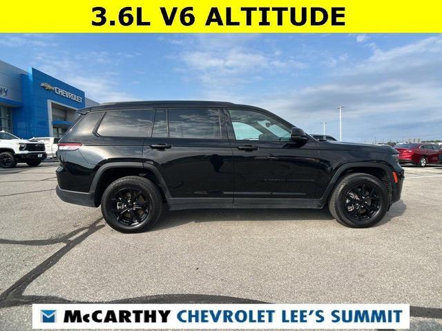 Photo of 2024 Diamond Black Jeep Grand Cherokee L