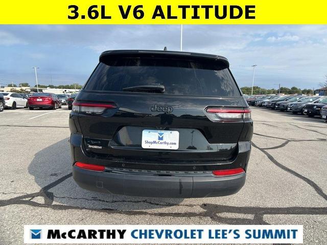 Photo of 2024 Diamond Black Jeep Grand Cherokee L