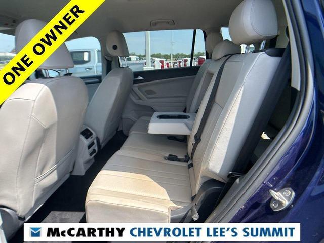 Photo of 2022 Atlantic Blue Volkswagen Tiguan