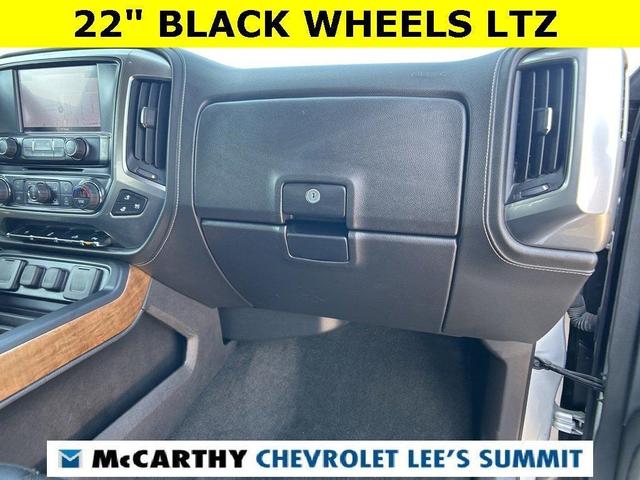 Photo of 2017 Silver Ice Metallic Chevrolet Silverado 1500