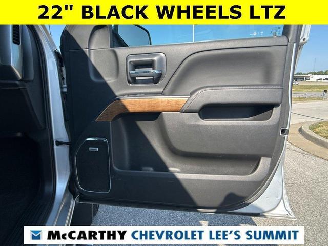 Photo of 2017 Silver Ice Metallic Chevrolet Silverado 1500