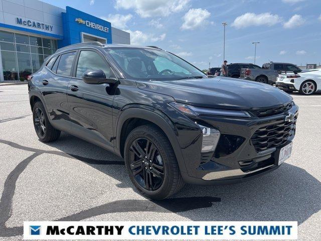 Photo of 2025 Mosaic Black Metallic Chevrolet Trax