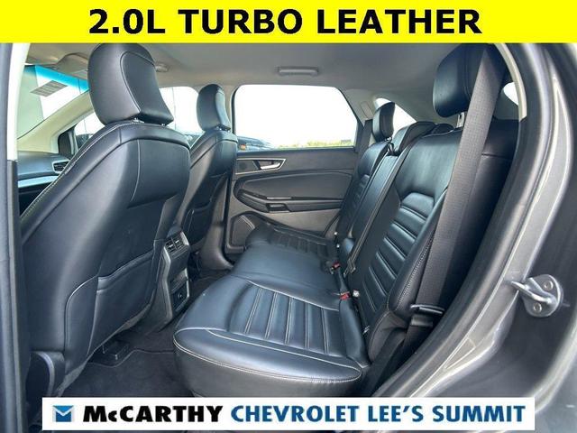 Photo of 2024 Gray Metallic Ford Edge