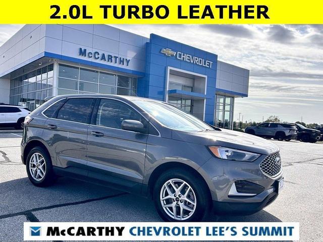 Photo of 2024 Gray Metallic Ford Edge