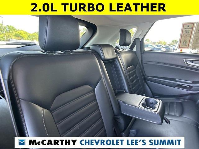 Photo of 2024 Gray Metallic Ford Edge