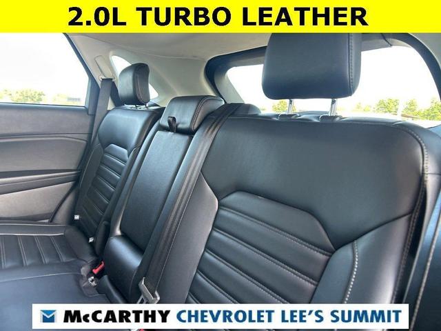 Photo of 2024 Gray Metallic Ford Edge
