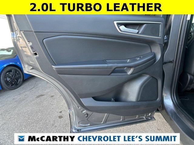 Photo of 2024 Gray Metallic Ford Edge