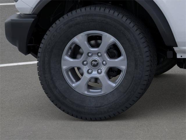 Photo of 2025 Oxford White Ford Bronco