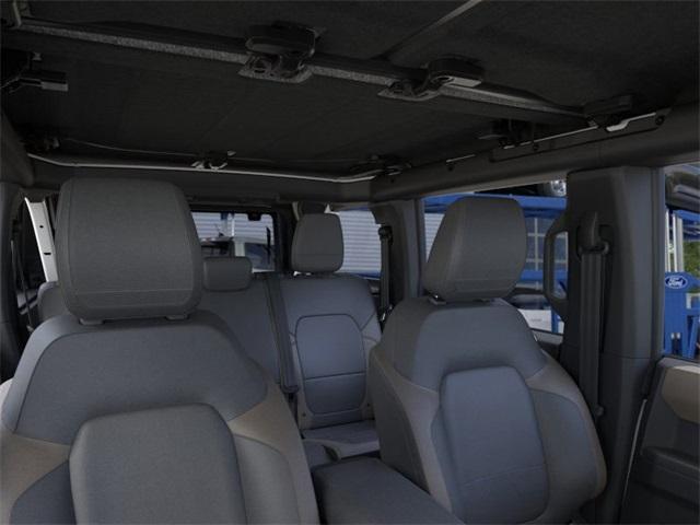 Photo of 2025 Oxford White Ford Bronco