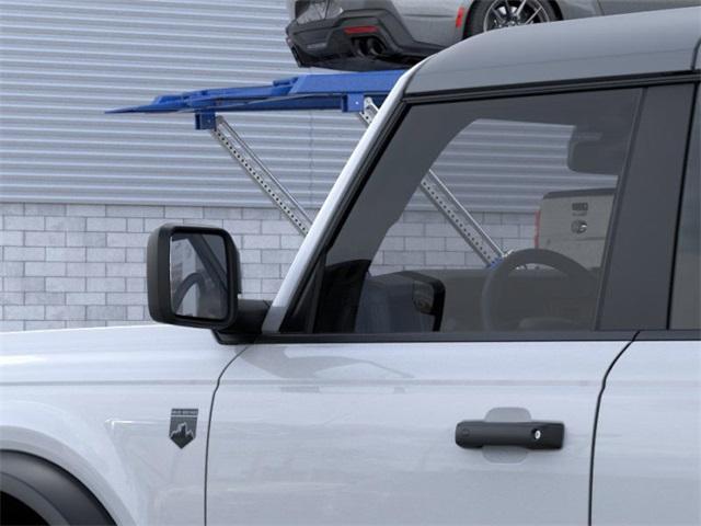 Photo of 2025 Oxford White Ford Bronco