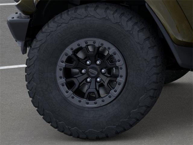 Photo of 2025 Green Metallic Ford Bronco