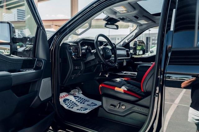 Photo of 2025 Agate Black Metallic Ford F-250