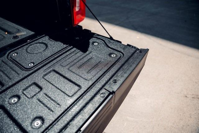 Photo of 2025 Agate Black Metallic Ford F-250