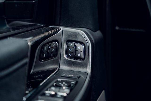 Photo of 2025 Antimatter Blue Metallic Ford F-250