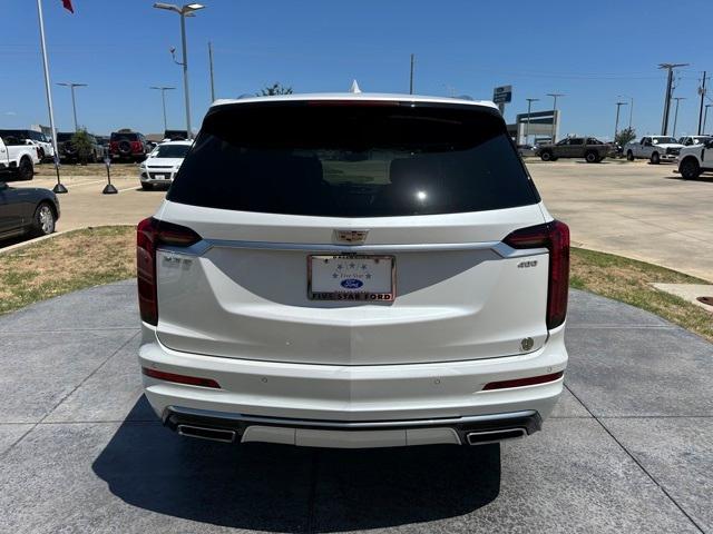 Photo of 2021 Crystal White Tri-Coat Cadillac XT6