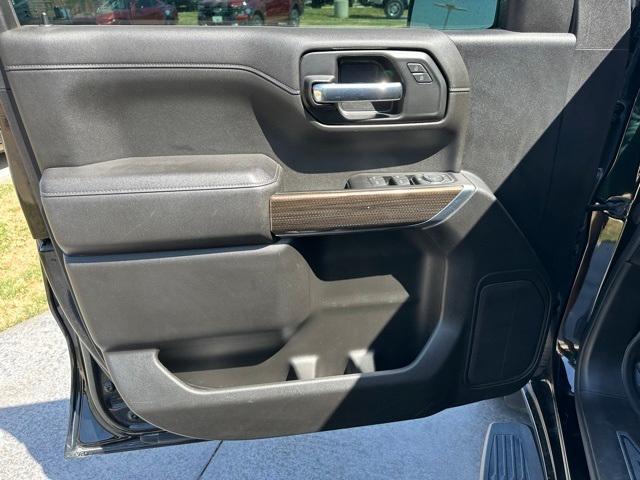 Photo of 2022 Black Chevrolet Silverado 1500 Limited