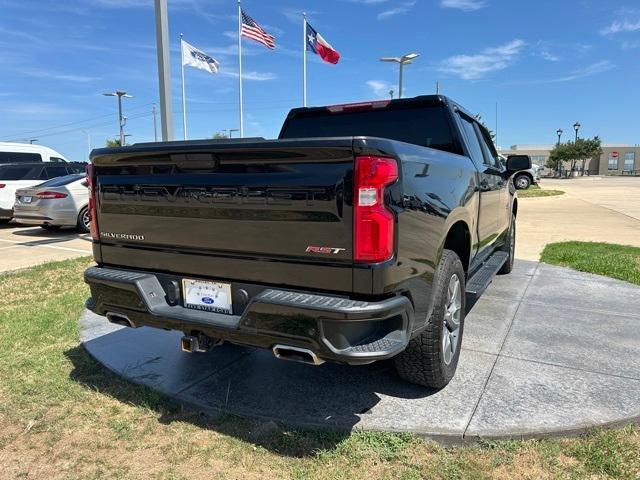 Photo of 2022 Black Chevrolet Silverado 1500 Limited