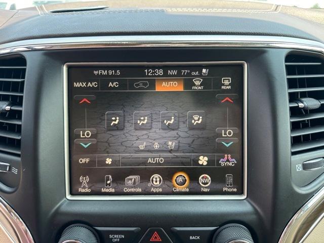 Photo of 2017 True Blue Pearlcoat Jeep Grand Cherokee