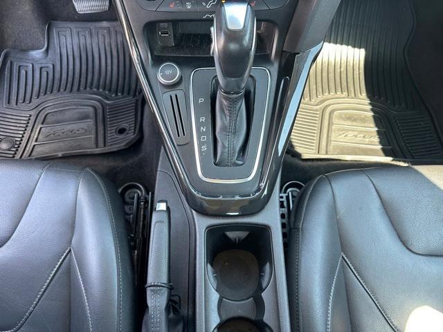 Photo of 2015 Ingot Silver Ford Focus