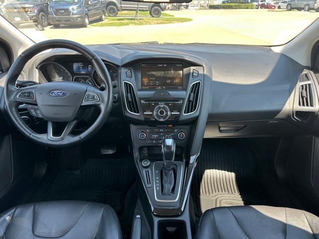 Photo of 2015 Ingot Silver Ford Focus