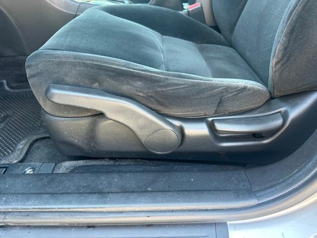 Photo of 2006 Alabaster Silver Metallic Honda Accord