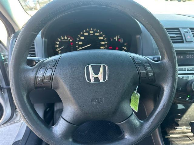 Photo of 2006 Alabaster Silver Metallic Honda Accord