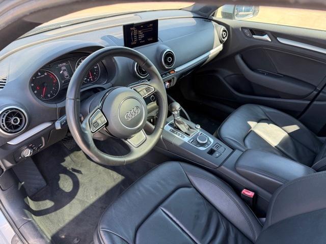 Photo of 2015 Silver Metallic Audi A3
