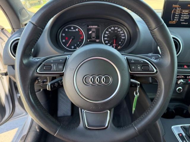 Photo of 2015 Silver Metallic Audi A3
