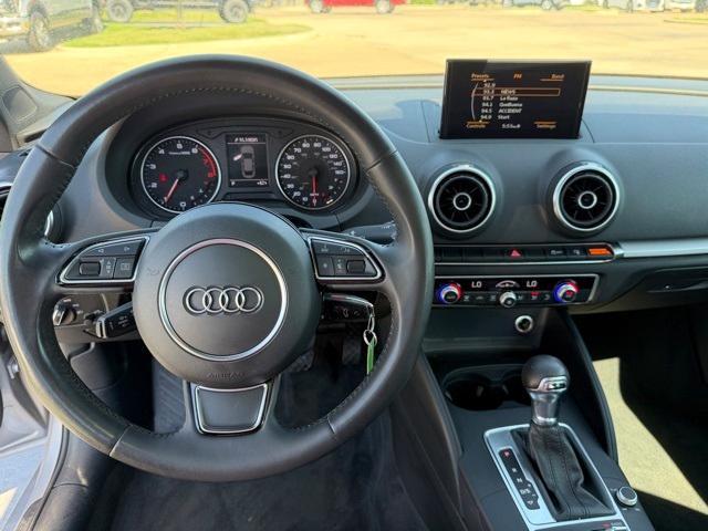 Photo of 2015 Silver Metallic Audi A3
